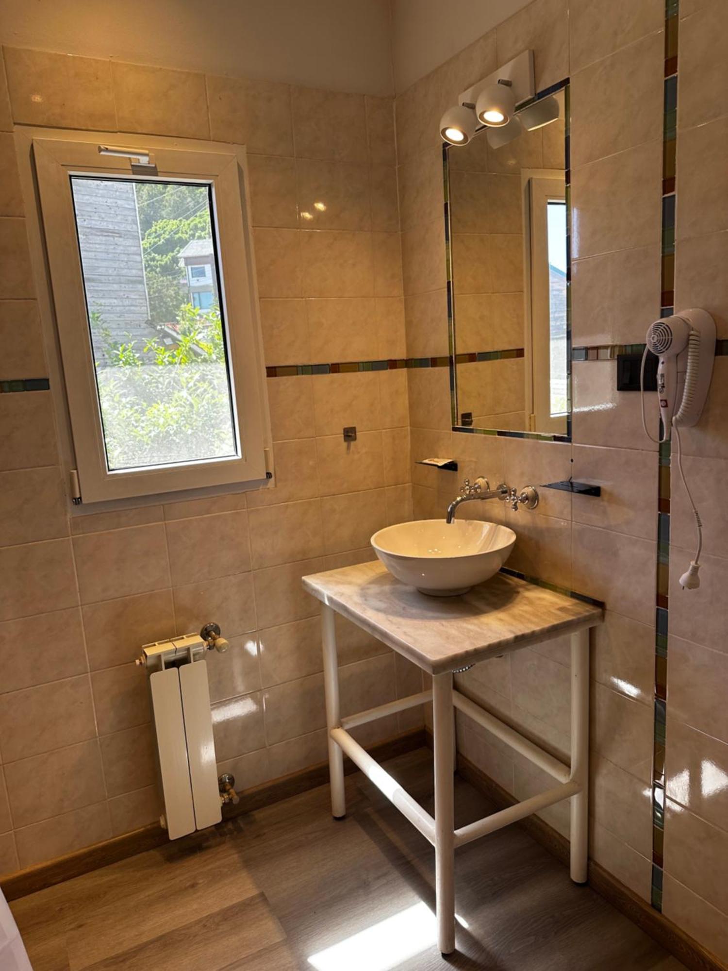 Nbh Lacus Boutique Hotel サンカルロスデバリローチェ エクステリア 写真